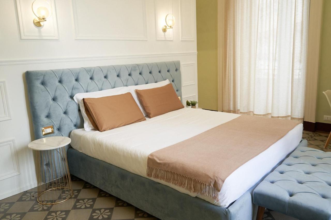 Toscano Palace Luxury Rooms Catania Exterior photo